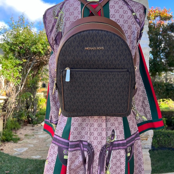 Michael Kors Adina Md signature backpack/wallet options brown signature - Picture 7 of 13